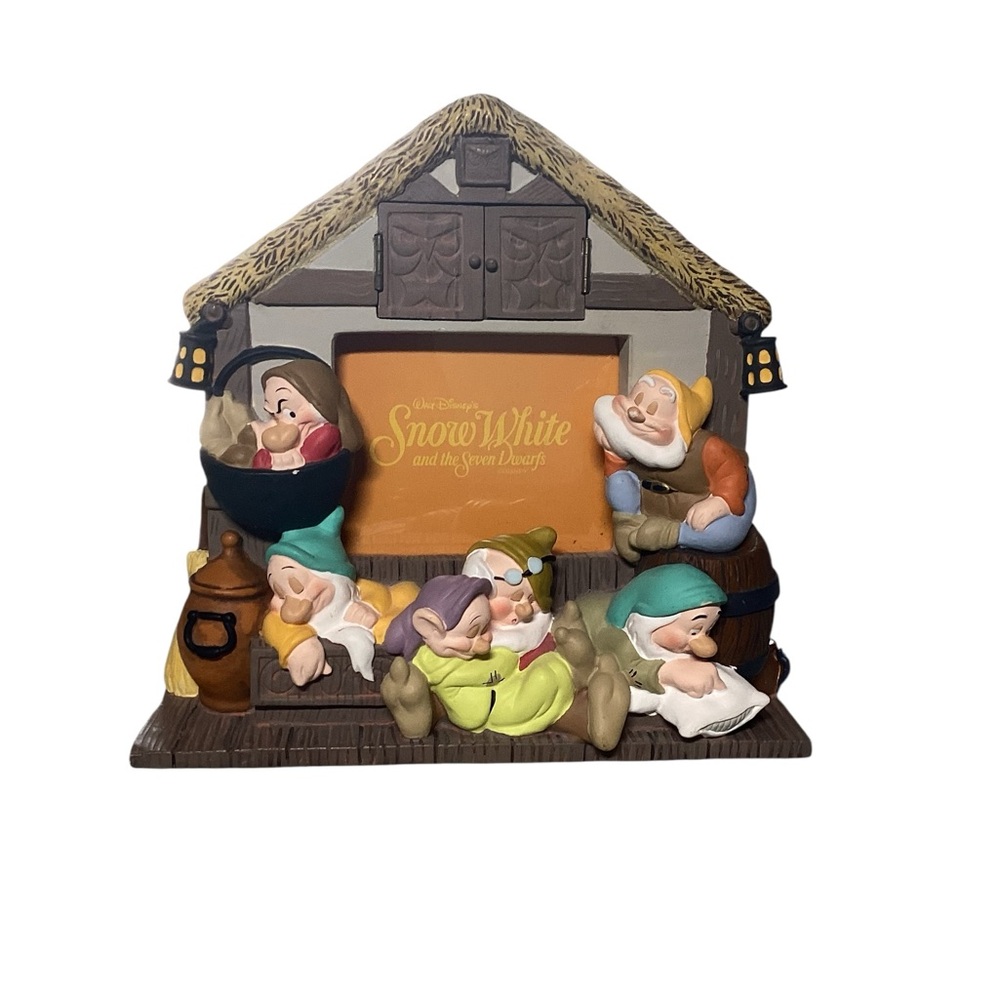 Vintage Disney Parks 3D Snow White and the 7 Dwarfs Authentic Picture
Frame